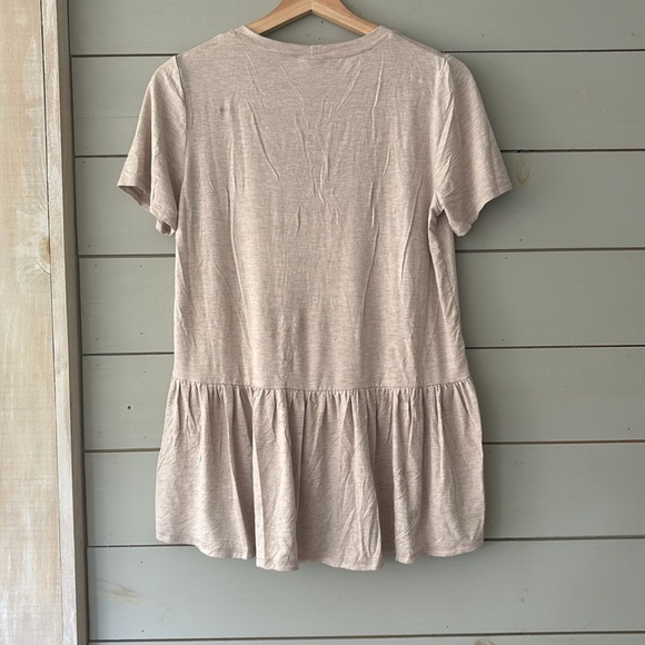 Jax & Lennon Bamboo Peplum Tee - Size Small - Picture 4 of 5